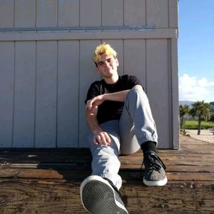 Meet your Posher, George